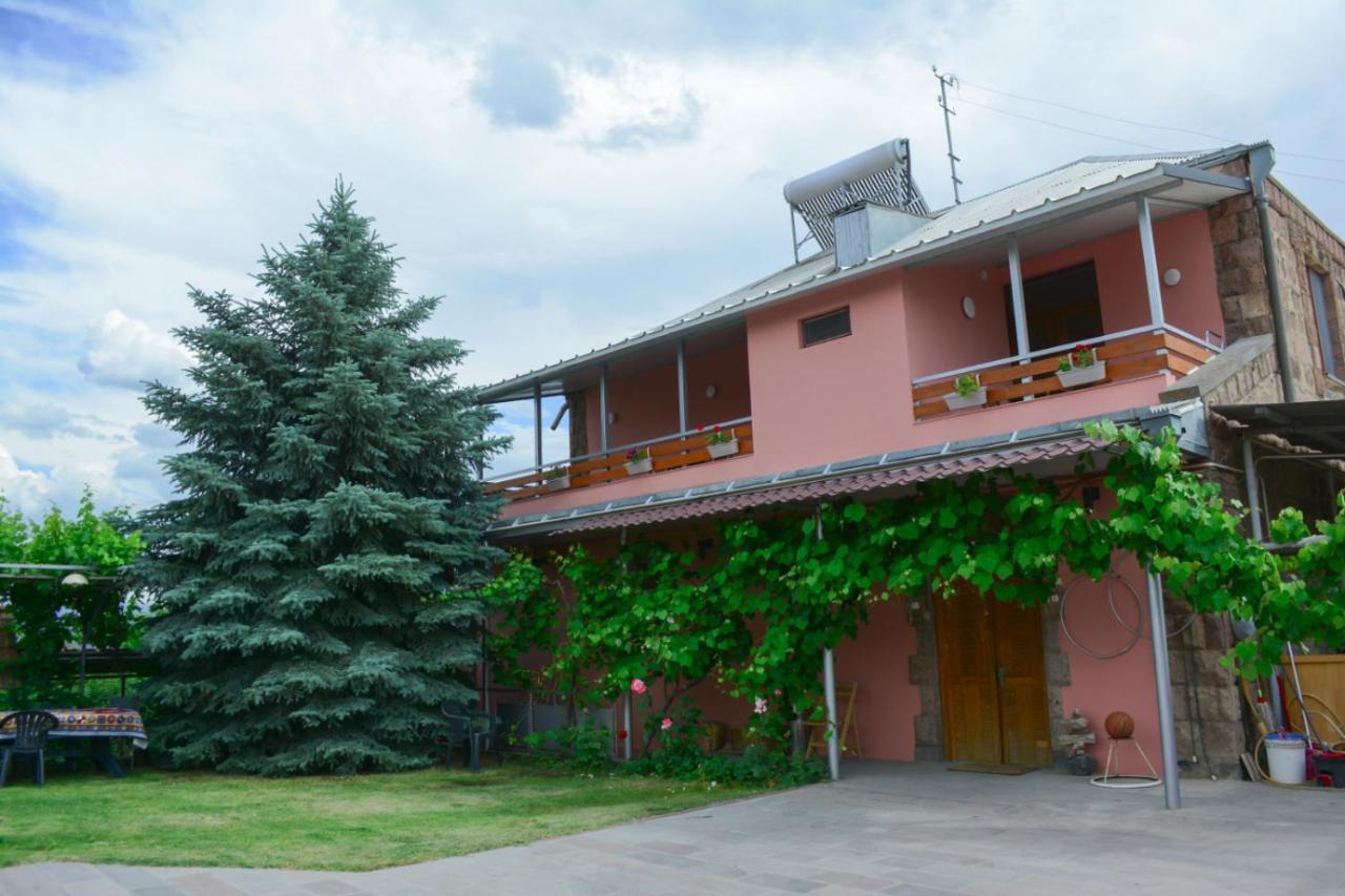 Old Bridge B&B Yeghegnadzor Exterior foto