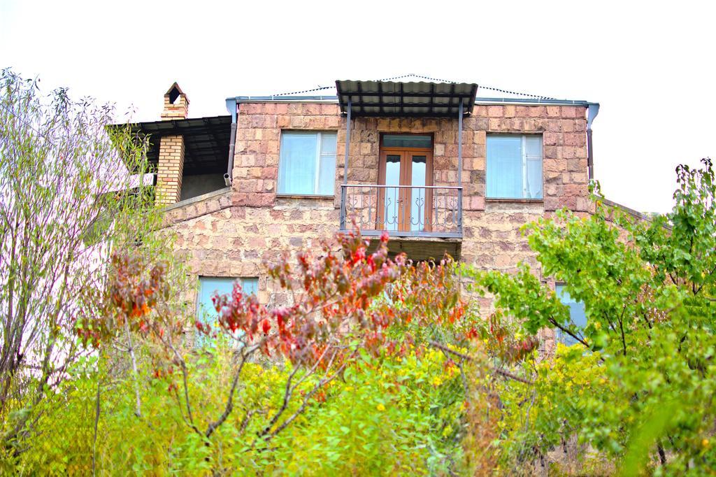 Old Bridge B&B Yeghegnadzor Exterior foto